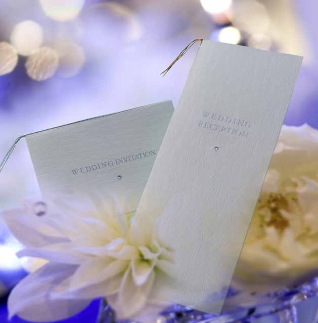 結婚式で電報を送る際の基本マナー